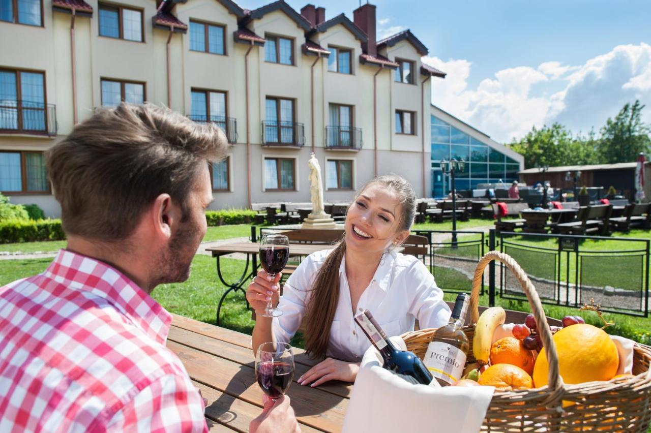 Hotel Orw Magnat Zieleniewo  Zewnętrze zdjęcie